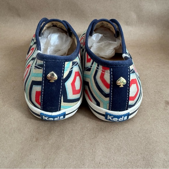Keds x Kate Spade New York geometric patterned slip on sneakers. Size 7 - Picture 5 of 9